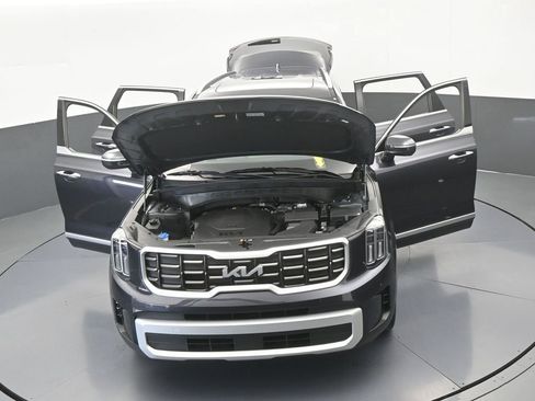 Used 2025 Kia Telluride S FWD image 82