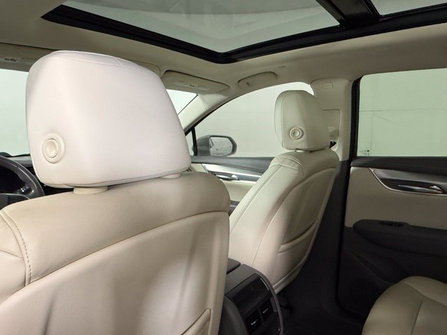 Used 2019 Cadillac XT5 Luxury FWD image 27