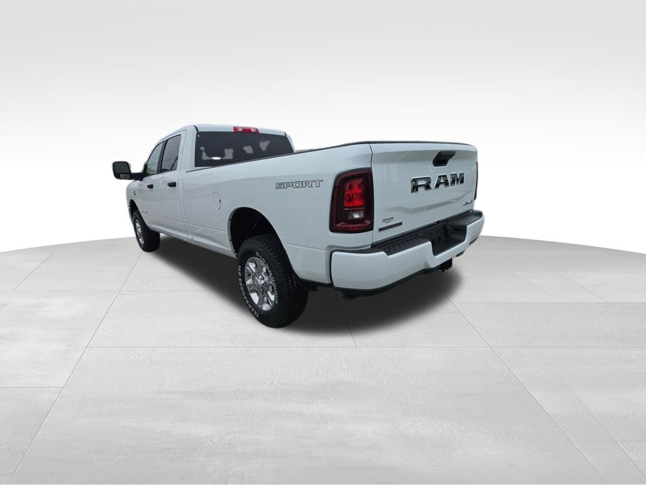New 2027 RAM 3500 Big Horn AWD/4WD image 4