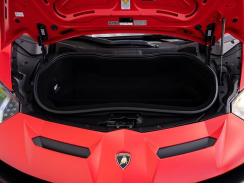 Used 2019 Lamborghini Aventador SVJ image 33