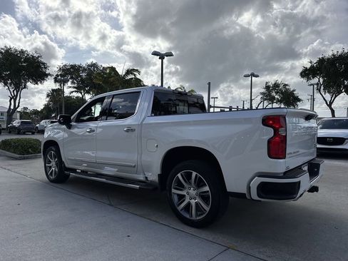 Used 2024 Chevrolet Silverado 1500 High Country w/ Technology Package AWD/4WD image 26