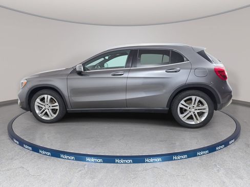 Used 2018 Mercedes-Benz GLA 250 image 9