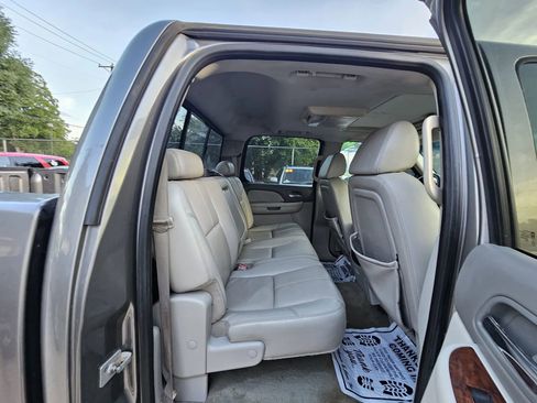 Used 2008 Chevrolet Silverado 1500 LTZ w/ Safety Package AWD/4WD image 11