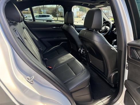 Used 2022 Alfa Romeo Stelvio Ti AWD/4WD image 28