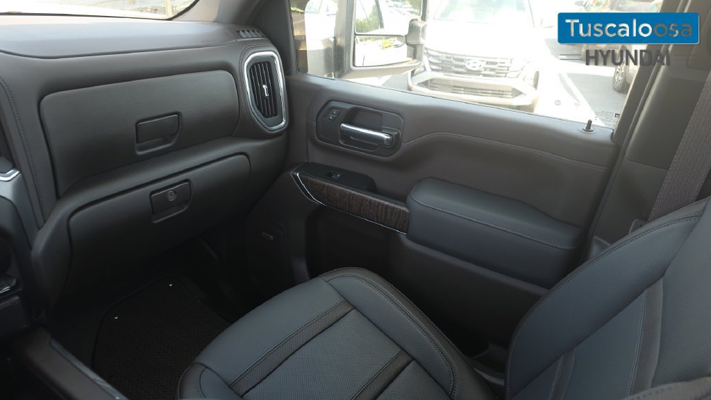 Used 2023 GMC Sierra 2500 Denali w/ Denali Ultimate Package AWD/4WD image 29