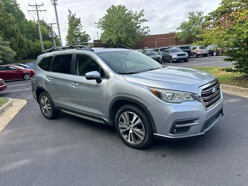 Used 2019 Subaru Ascent Limited w/ Popular Package #3 AWD/4WD image 9