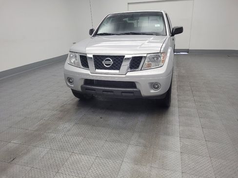 Used 2020 Nissan Frontier SV image 15