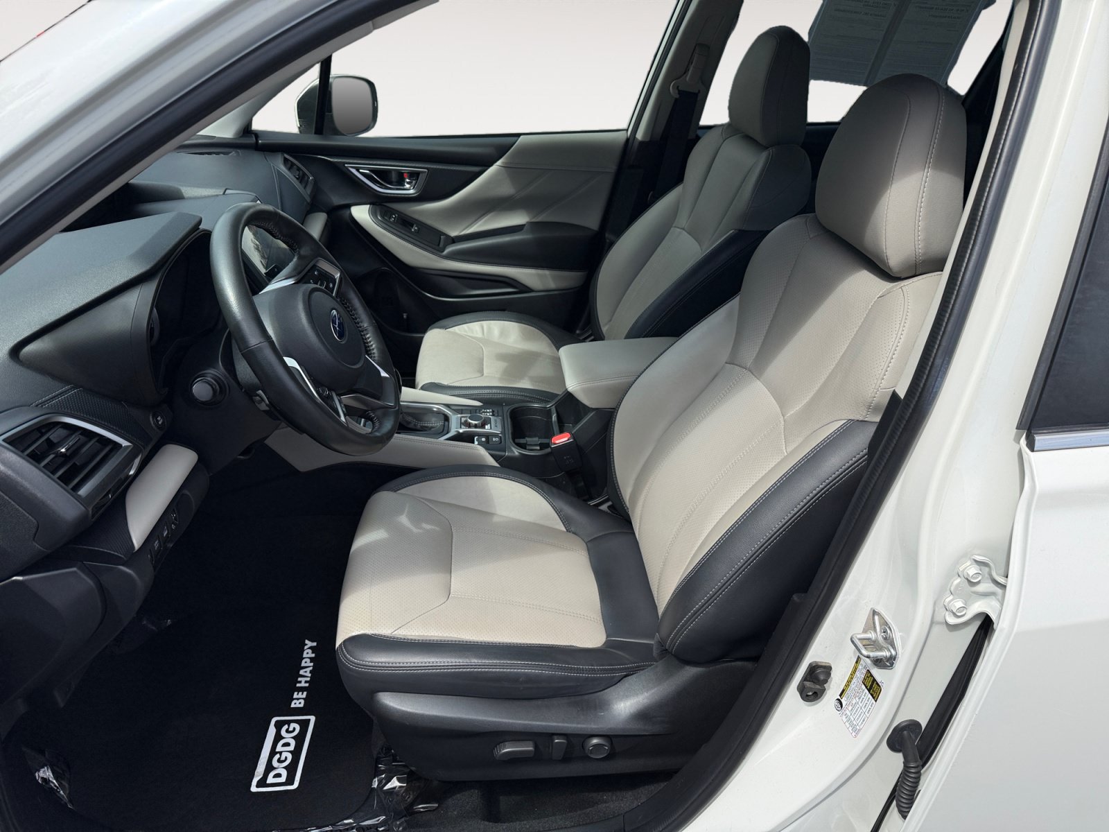 Used 2023 Subaru Forester Limited AWD/4WD image 10