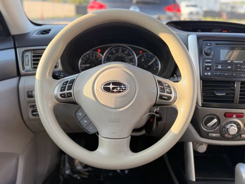 Used 2011 Subaru Forester 2.5X Premium AWD/4WD image 25