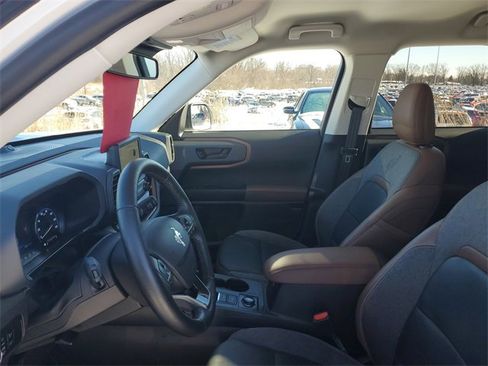 Used 2023 Ford Bronco Sport Outer Banks w/ Tech Package image 11