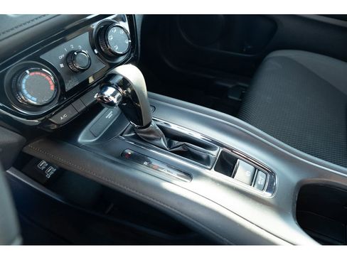 Used 2020 Honda HR-V Sport image 18