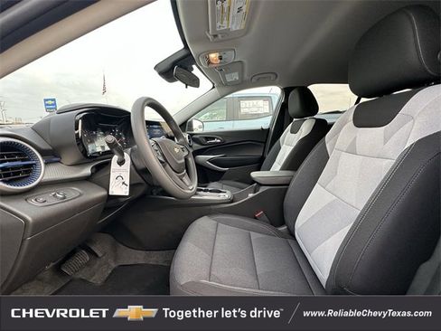 New 2026 Chevrolet Trax LT w/ Driver Confidence Package image 23