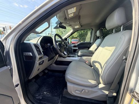 Used 2015 Ford F150 Lariat w/ Equipment Group 502A Luxury AWD/4WD image 36