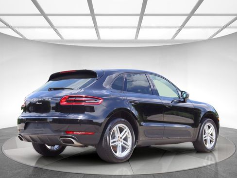 Used 2017 Porsche Macan AWD/4WD image 8