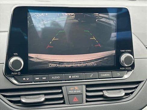 Used 2019 Nissan Altima 2.5 SV FWD image 22