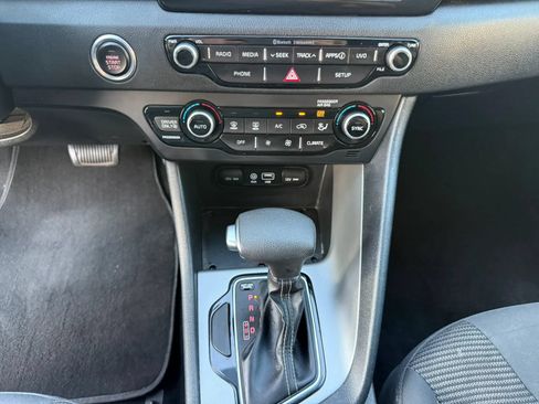 Used 2019 Kia Niro LX FWD image 21