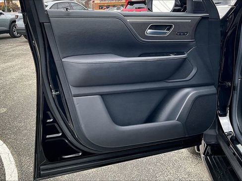 Certified 2025 INFINITI QX80 Pure w/ Exterior Package image 24