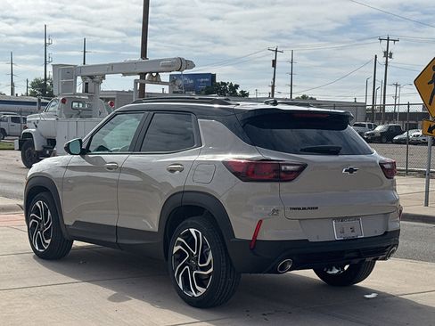 New 2026 Chevrolet TrailBlazer RS w/ Convenience Package FWD image 3