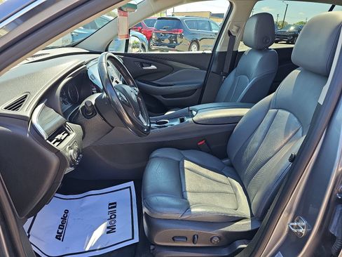 Used 2019 Buick Envision Premium w/ Driver Confidence Package AWD/4WD image 9