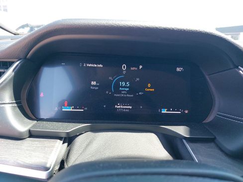 Used 2024 Jeep Grand Cherokee Limited image 20