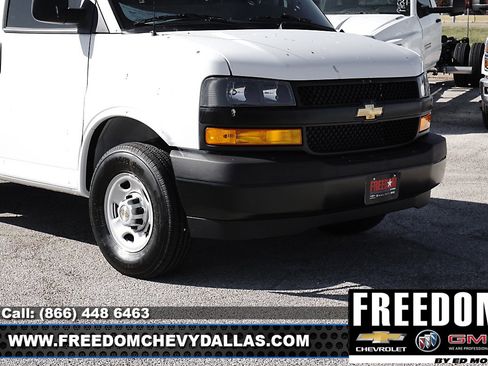 New 2025 Chevrolet Express 2500 w/ Driver Convenience Package image 36