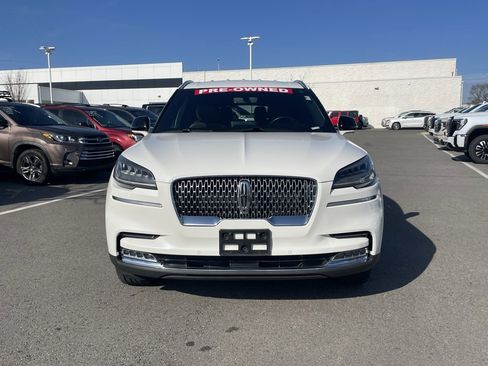 Used 2020 Lincoln Aviator Reserve w/ Elements Package Plus image 2