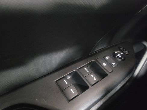 Used 2019 Honda Civic LX image 27