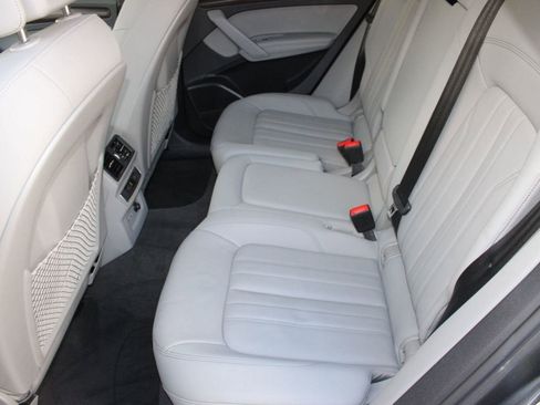 Used 2022 Audi Q5 2.0T Premium Plus image 33