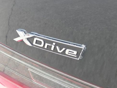 Used 2021 BMW 330i xDrive Sedan w/ Convenience Package image 17