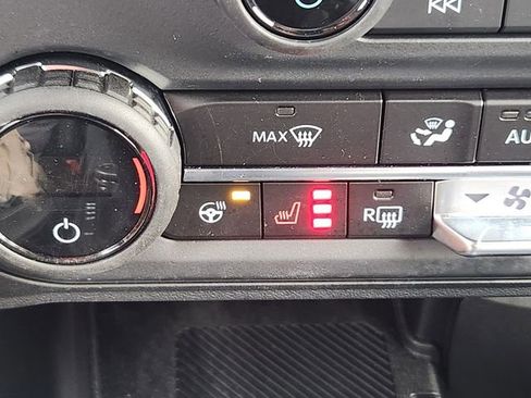 New 2025 Ford Bronco Badlands image 22