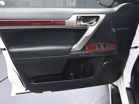 Used 2019 Lexus GX 460 Premium AWD/4WD image 10