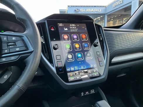 Certified 2025 Subaru Forester Limited image 17