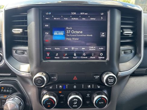 Used 2020 RAM 1500 Laramie w/ Sport Appearance Package image 39