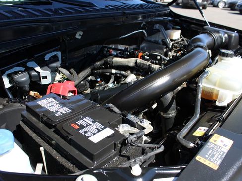 Used 2023 Ford Expedition Max XLT image 35