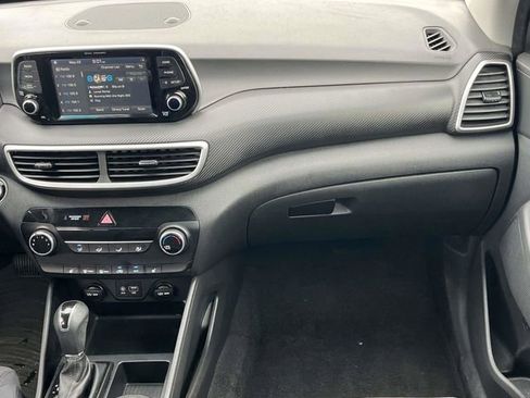 Used 2021 Hyundai Tucson Value FWD image 17