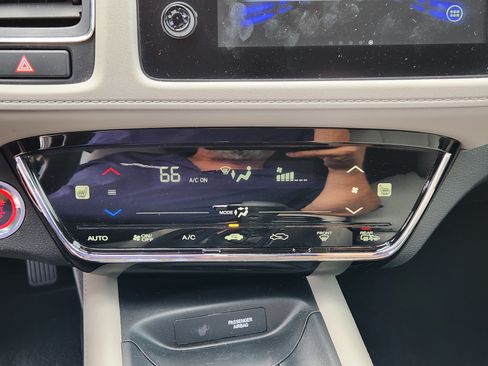 Certified 2021 Honda HR-V EX image 20