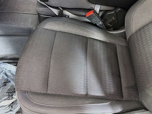 Used 2024 Chevrolet Silverado 2500 LT image 21