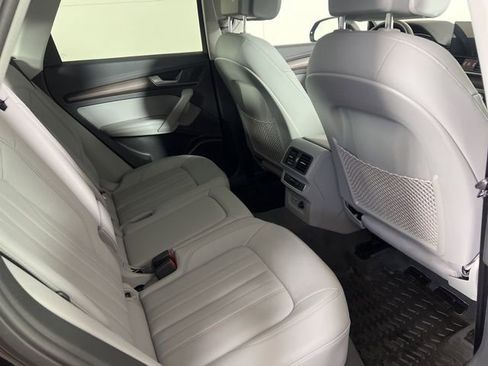 Used 2023 Audi Q5 2.0T Premium Plus w/ Premium Plus Package image 16