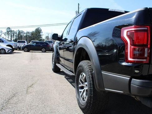 Used 2018 Ford F150 Raptor w/ Equipment Group 802A Luxury image 23