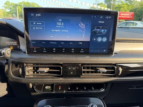 Certified 2022 Lincoln Nautilus AWD w/ Premium Package image 20