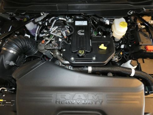 New 2025 RAM 2500 Rebel w/ Rebel Level 2 Equipment Group image 28