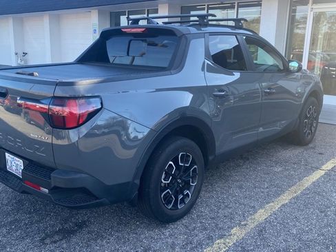 Used 2022 Hyundai Santa Cruz SEL Premium image 4