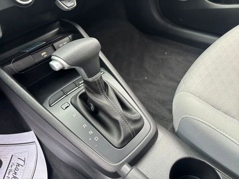 Used 2022 Kia Rio S image 16