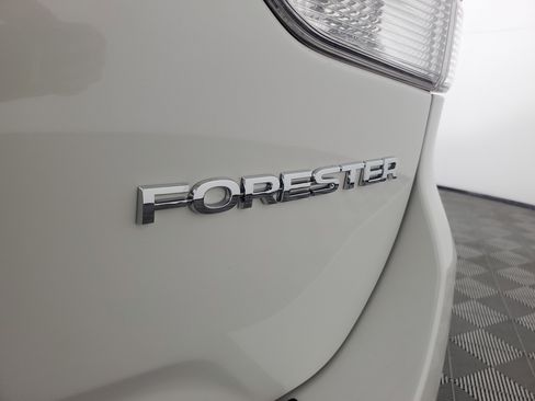 Used 2021 Subaru Forester image 31
