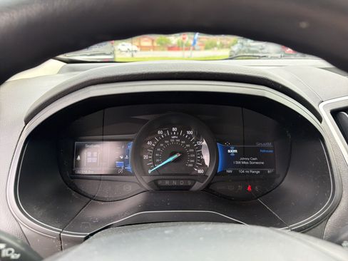 Used 2024 Ford Edge SE AWD/4WD image 18