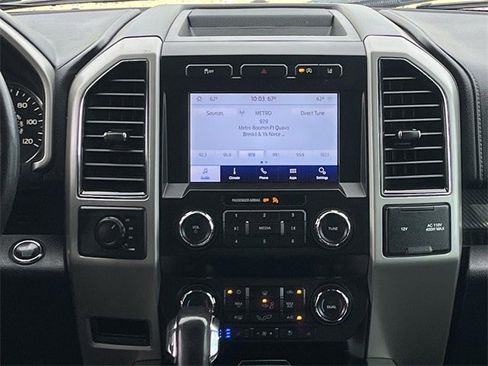 Used 2020 Ford F150 Lariat image 17