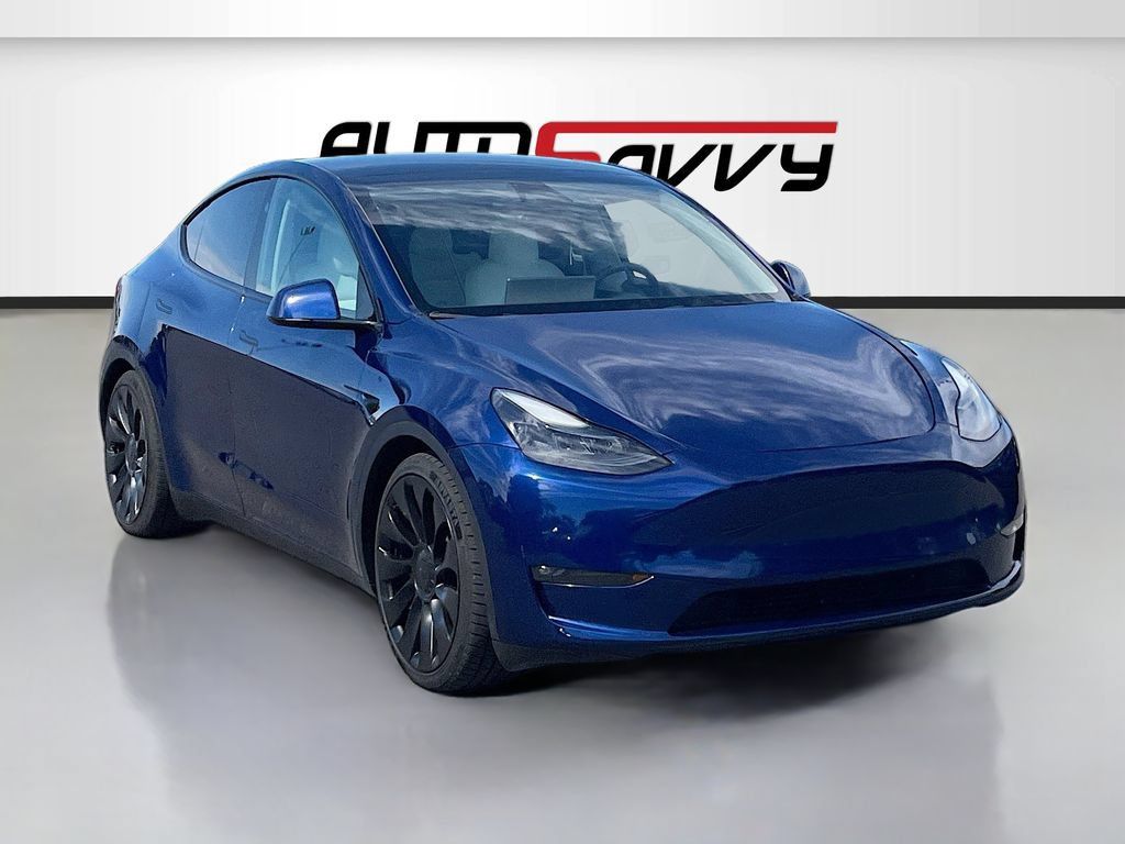 Used 2024 Tesla Model Y Performance AWD/4WD image 1