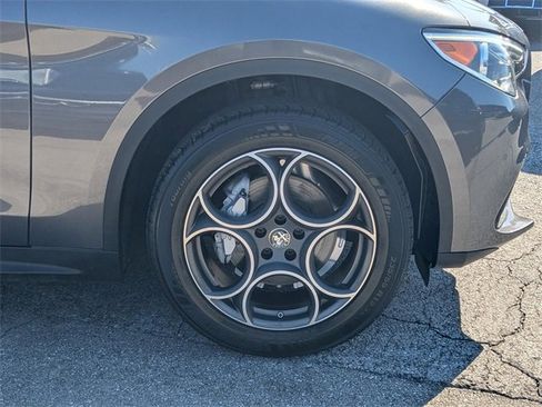 Used 2021 Alfa Romeo Stelvio Sprint w/ Nero Edizione image 11