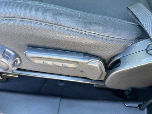 Used 2018 Jeep Wrangler Sport S image 12