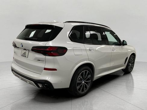 New 2026 BMW X5 xDrive40i image 3